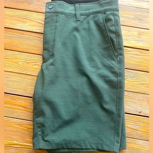 BYLT Kinetic Shorts Size XL (36)